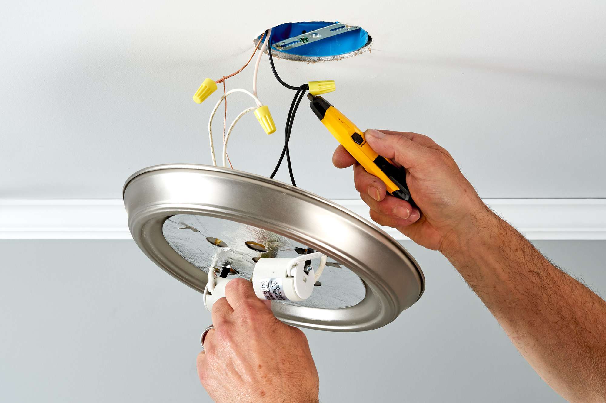 Electrician 3